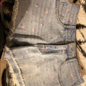 Flower shorts